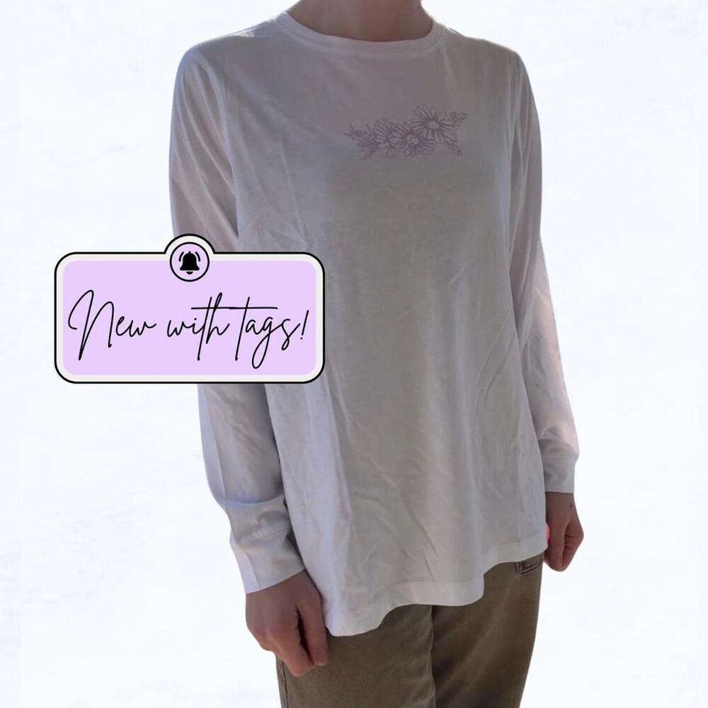 National Brand Soft White Long Sleeve With Floral Design